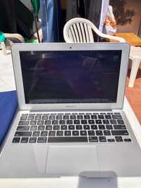 MacBook Air 11-inch ano 2015