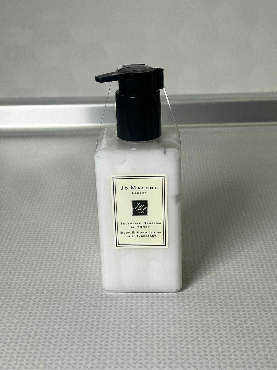 Лосьйон Jo Malone Nectarine Blossom and Honey Body