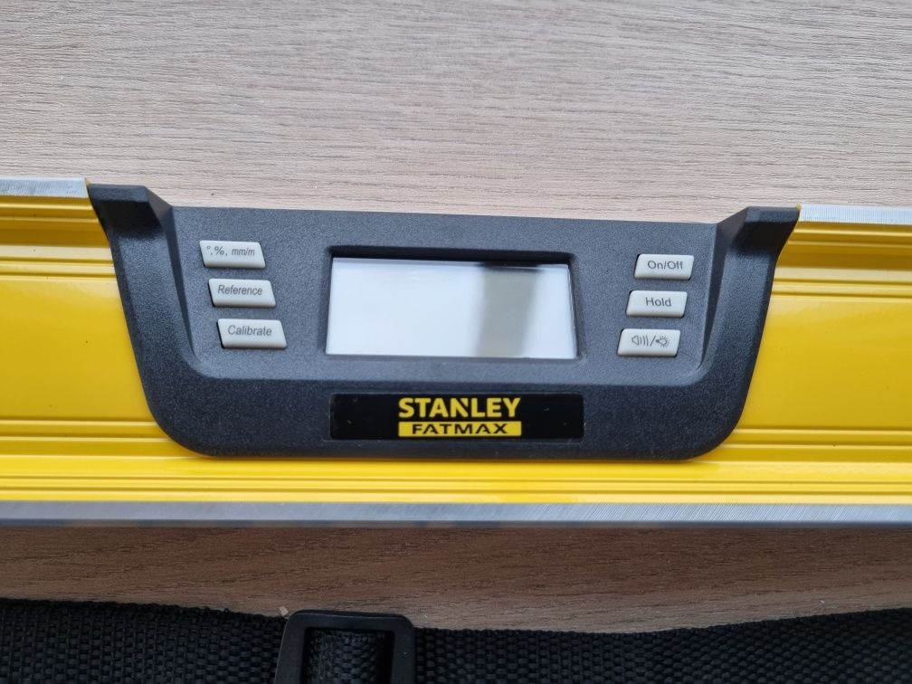 Poziomica elektroniczna Stanley 120cm