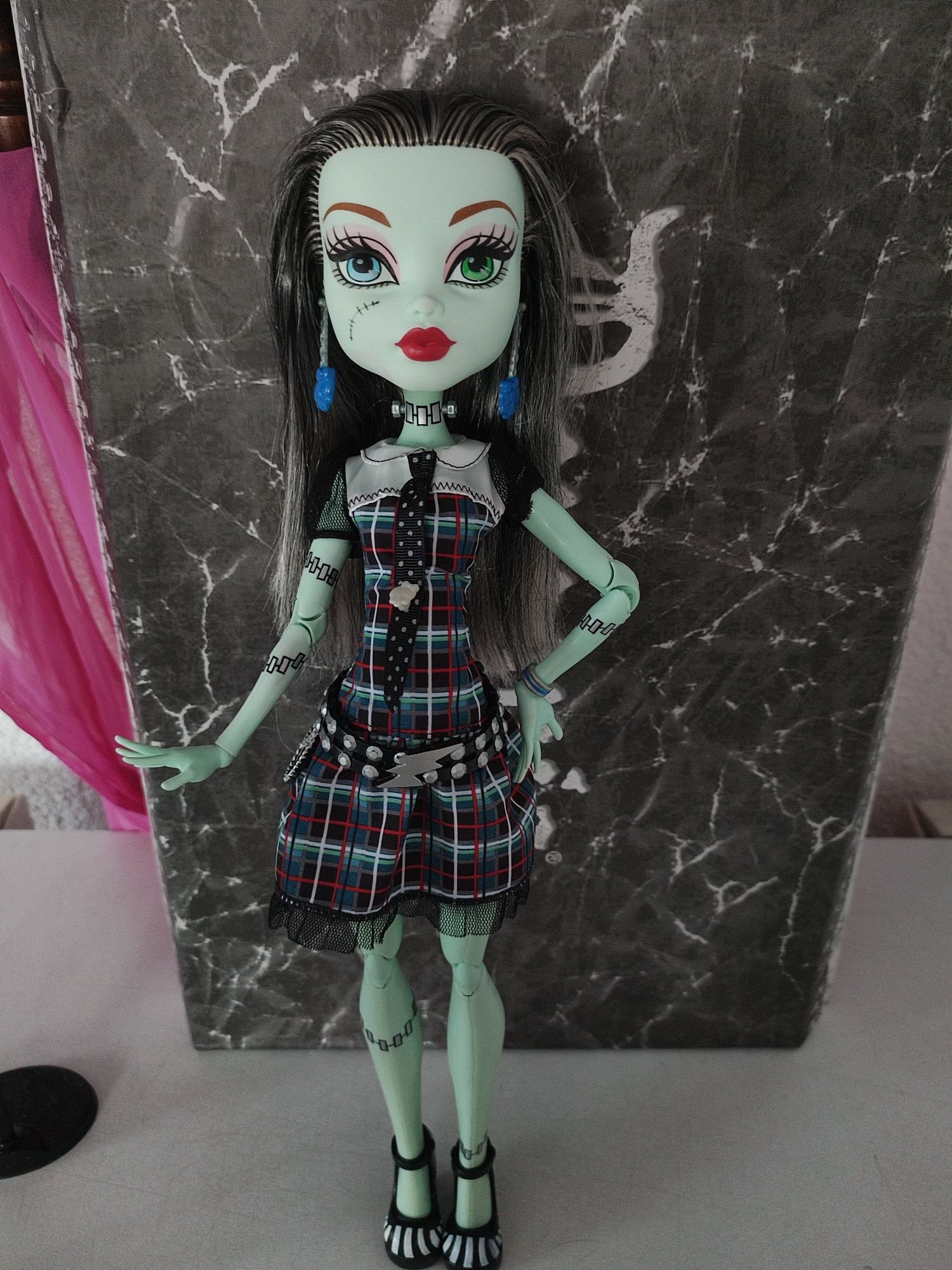 Monster high Frankie Stein Frightfully Tall