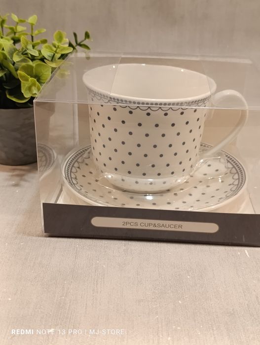 Duża filiżanka ze spodkiem 400 ml