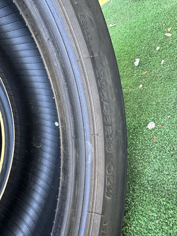 Шини Bridgestone Potenza S001 225/45r19 Літо Склад б/у