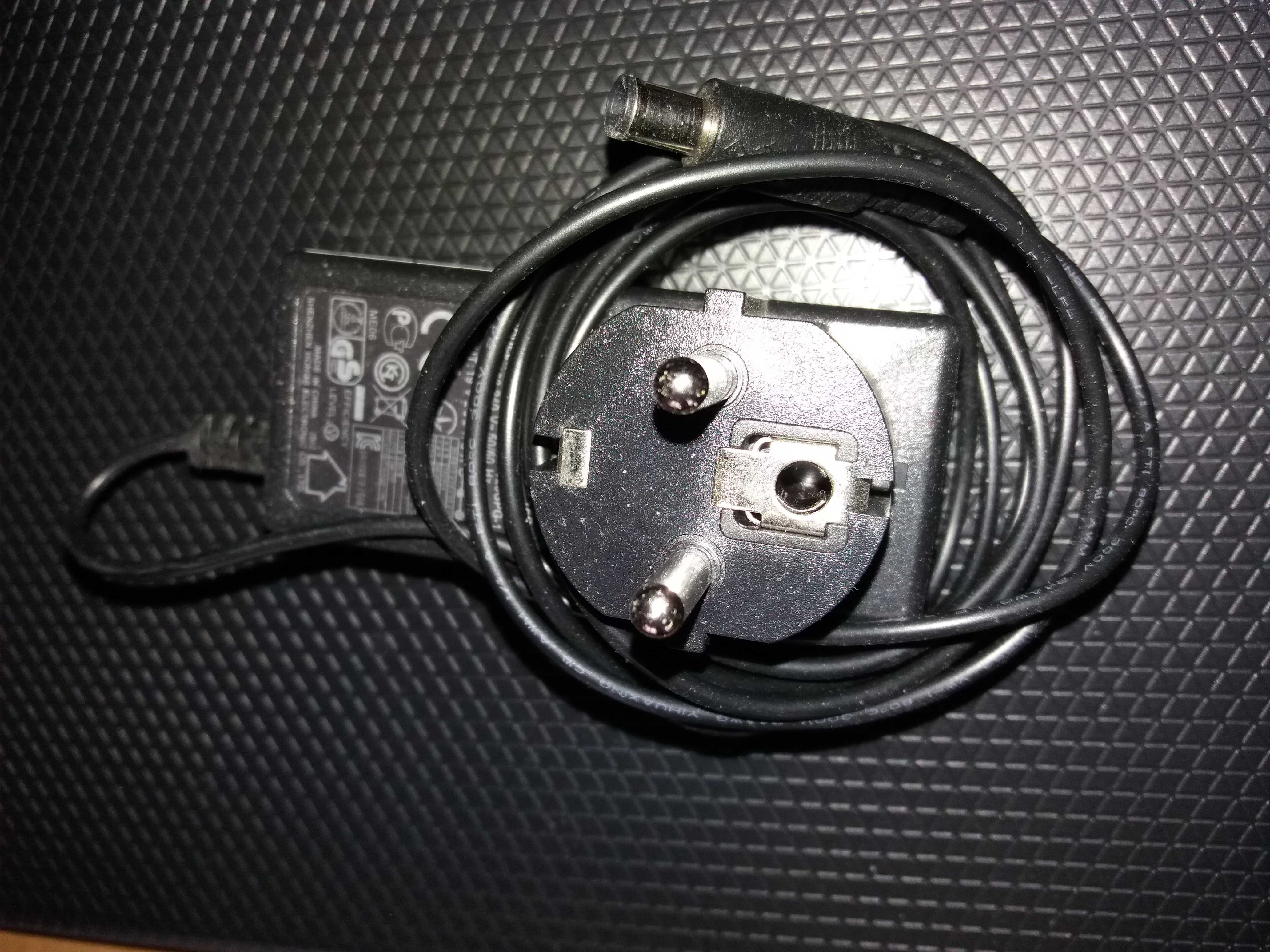 Monitor LG Flatron.