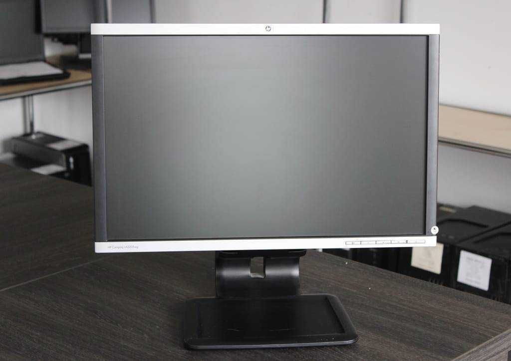 Tani Monitor LCD HP LA2205WG / 1680 x 1050 TN / 22 cale