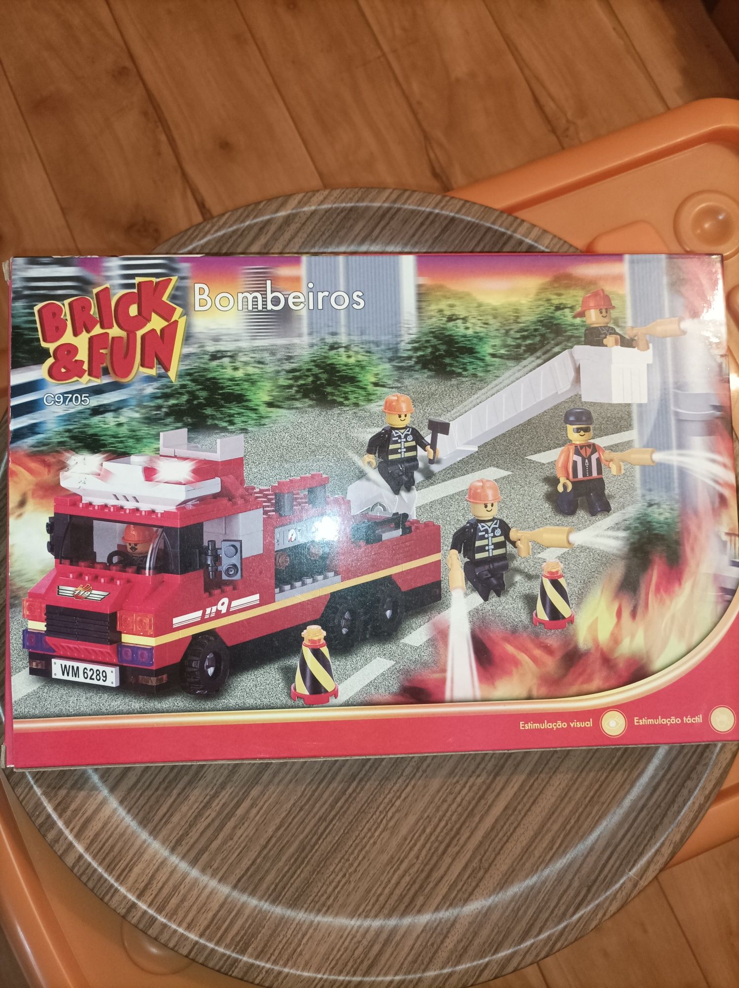 "Legos" de Construção: Carro dos Bombeiros