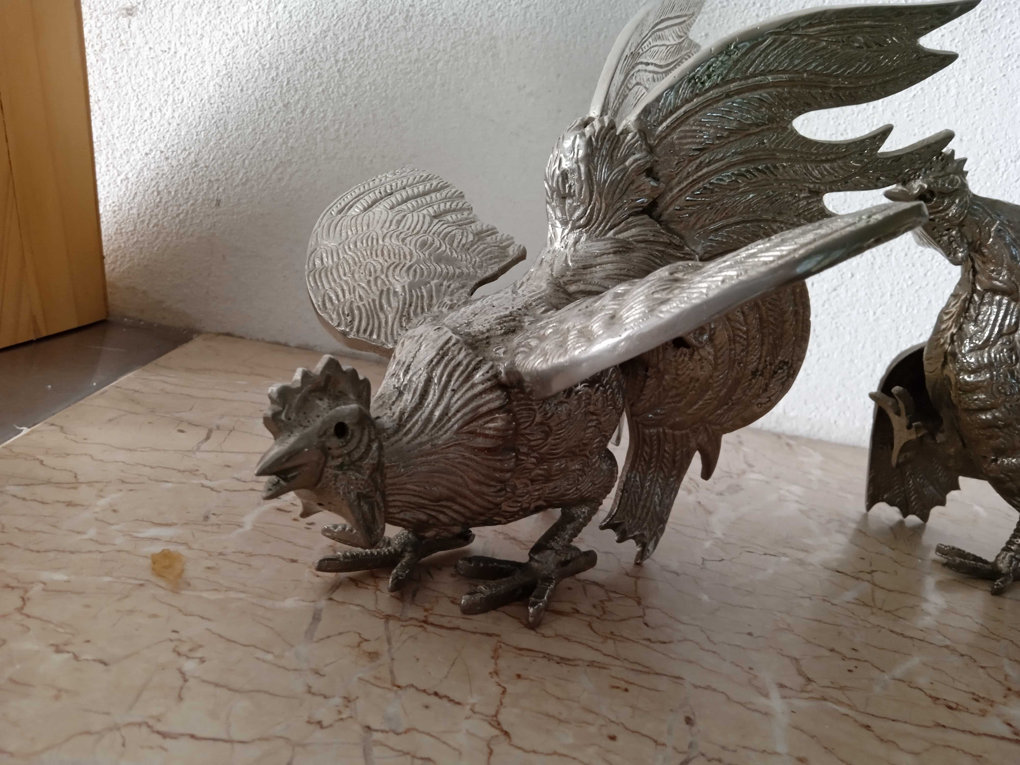 Decoração Galos em estanho