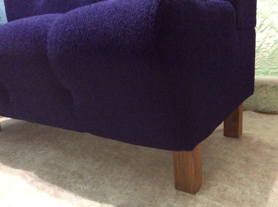 Маленький диванчик для зоны ожиданий,кухня,прихожая,балкон,кафе...