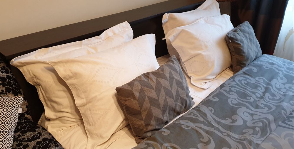 ЛІЖКО. ліжко двоспальне,
кровать, кровать
двуспальная 1600 2000.