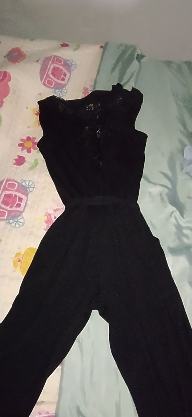 Vendo vestidos impecáveis