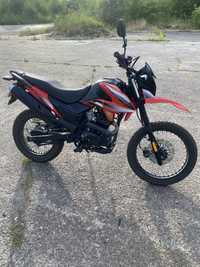 Мотоцикл Loncin pruss 200