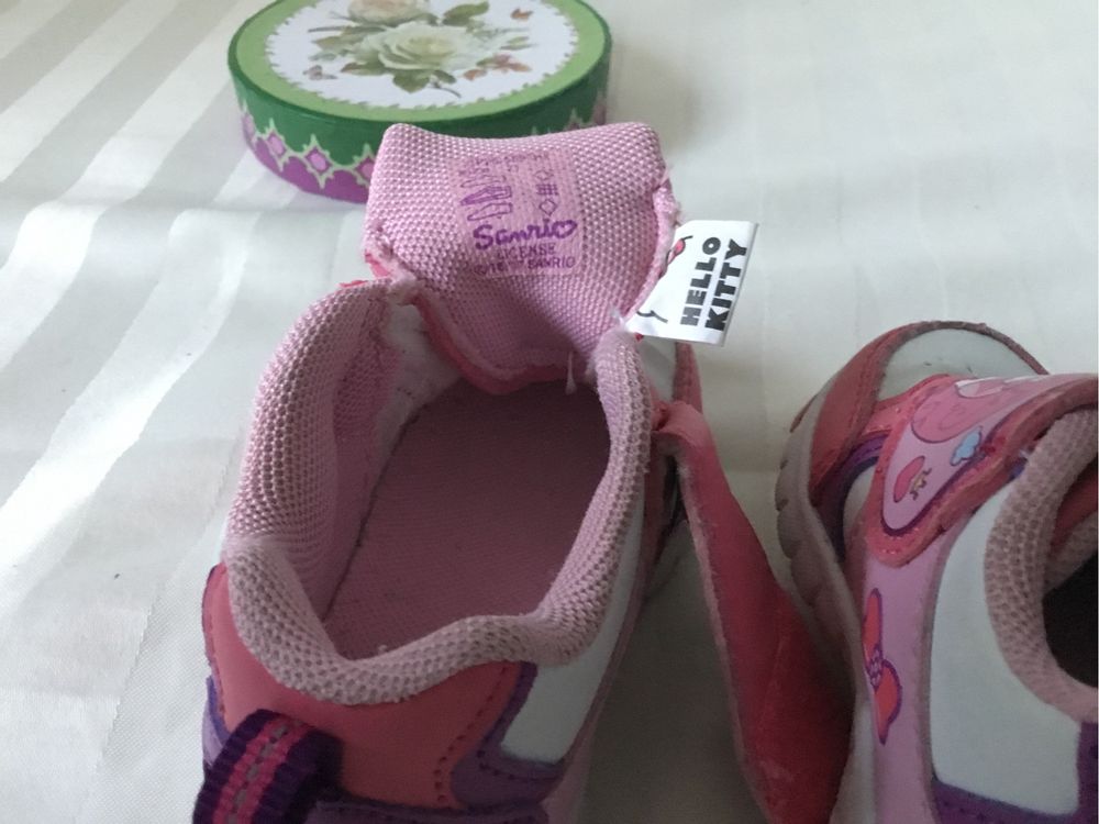 Buciki Hello Kitty r. 21