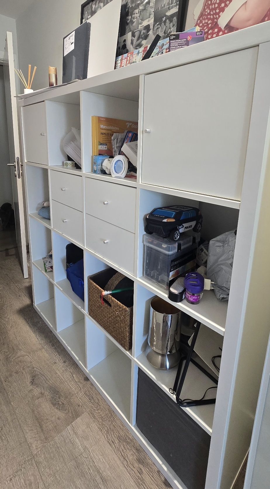 Estante branca IKEA KALLAX