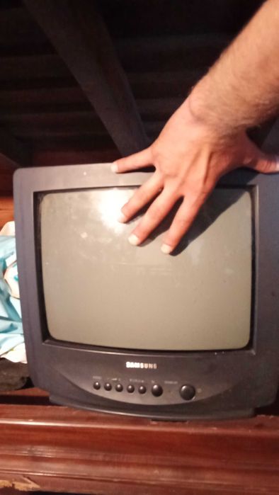 Televisão antiga