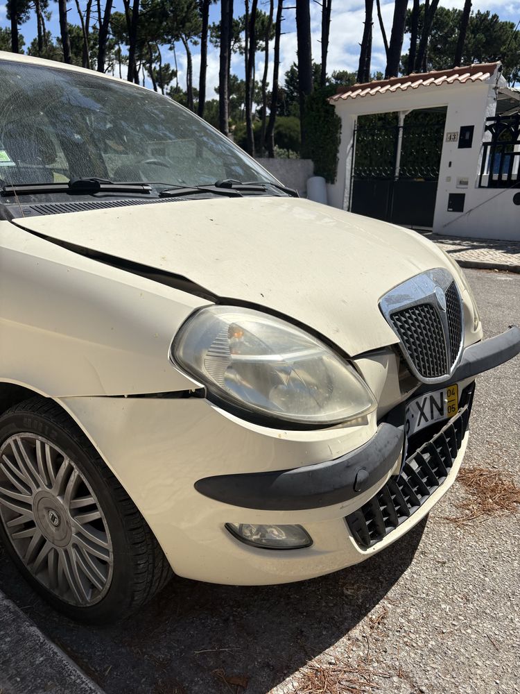 Lancia Ypsilon 1.2 (2004) – 167.024 km – Para reparar