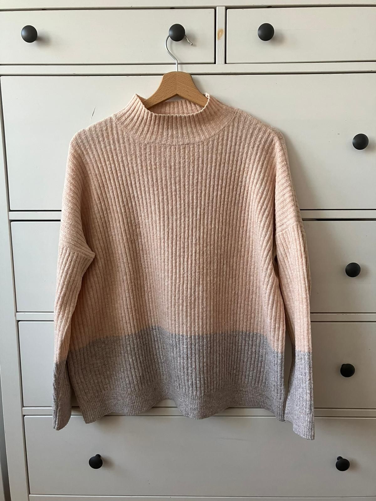 Marks&Spencer sweter damski półgolf blady róż i szary r. M