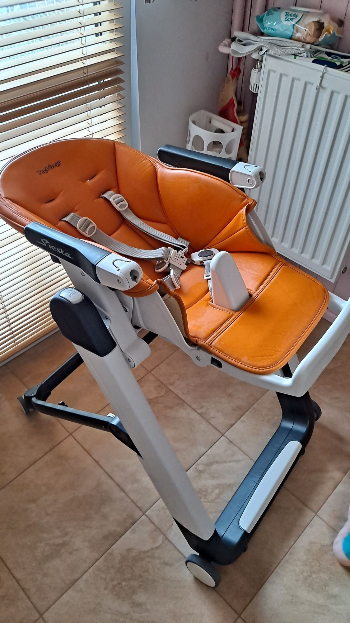 Krzesełko do karmienia peg perego siesta. Nowa wkładka