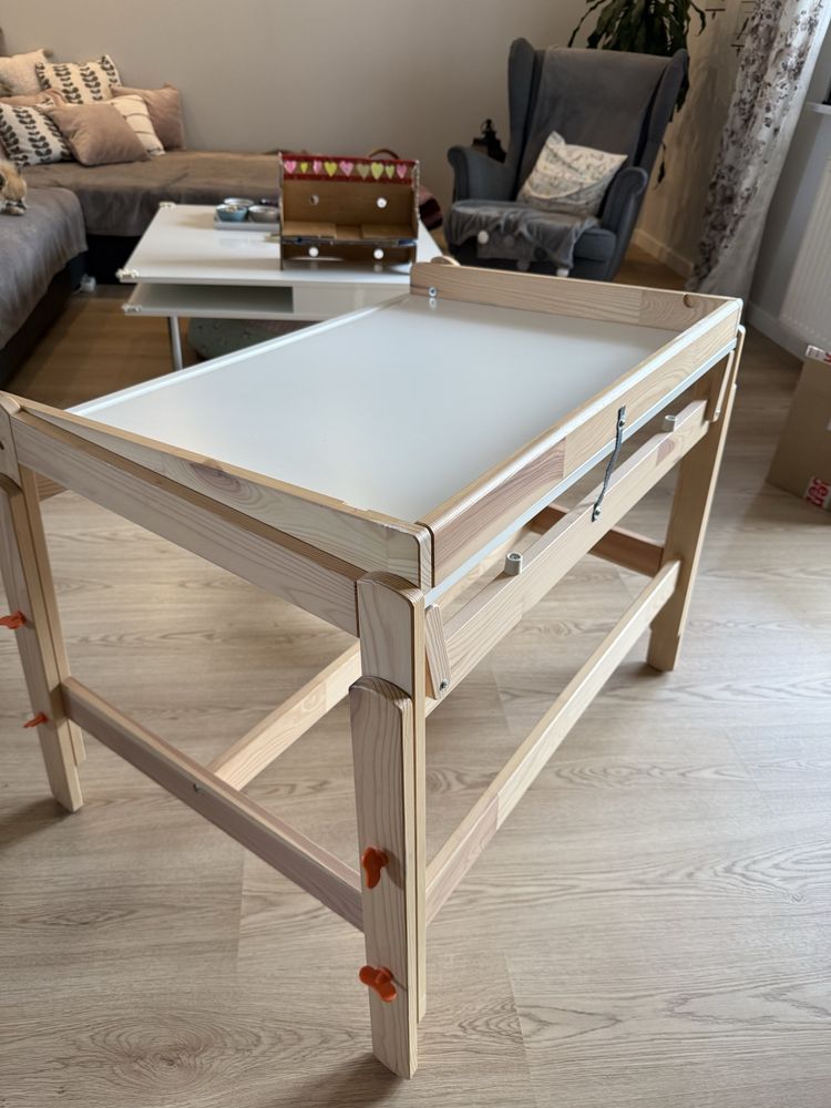 Biurko regulowane Ikea FLISAT