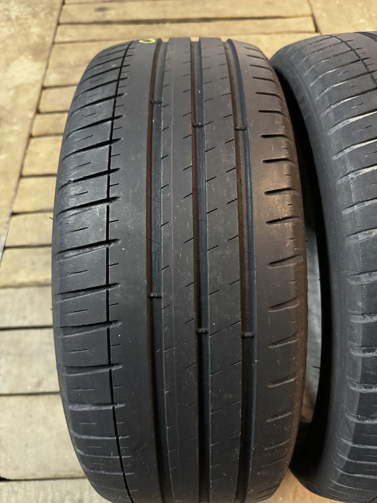 Opony letnie 215/45R18