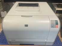 Drukarka laserowa kolorowa HP CP1215 tonerowi