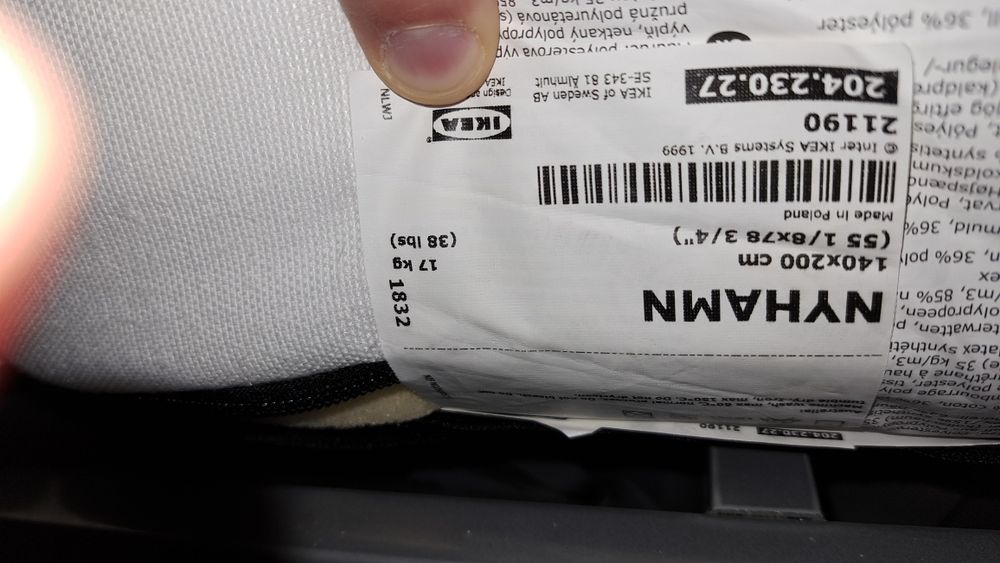 Materac lateksowy z pokrowcem Ikea Nyhamn 140x200 + stelaż