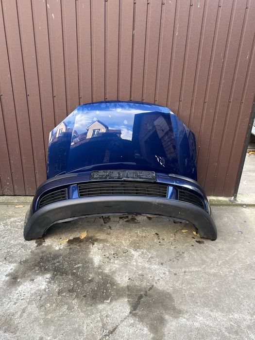 Капот для фольцваген гольф 5  volkswagen  Golf5