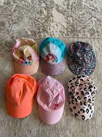 Дитятце світ( продам кепки для дівчат 4-6 і 2-3 роки)