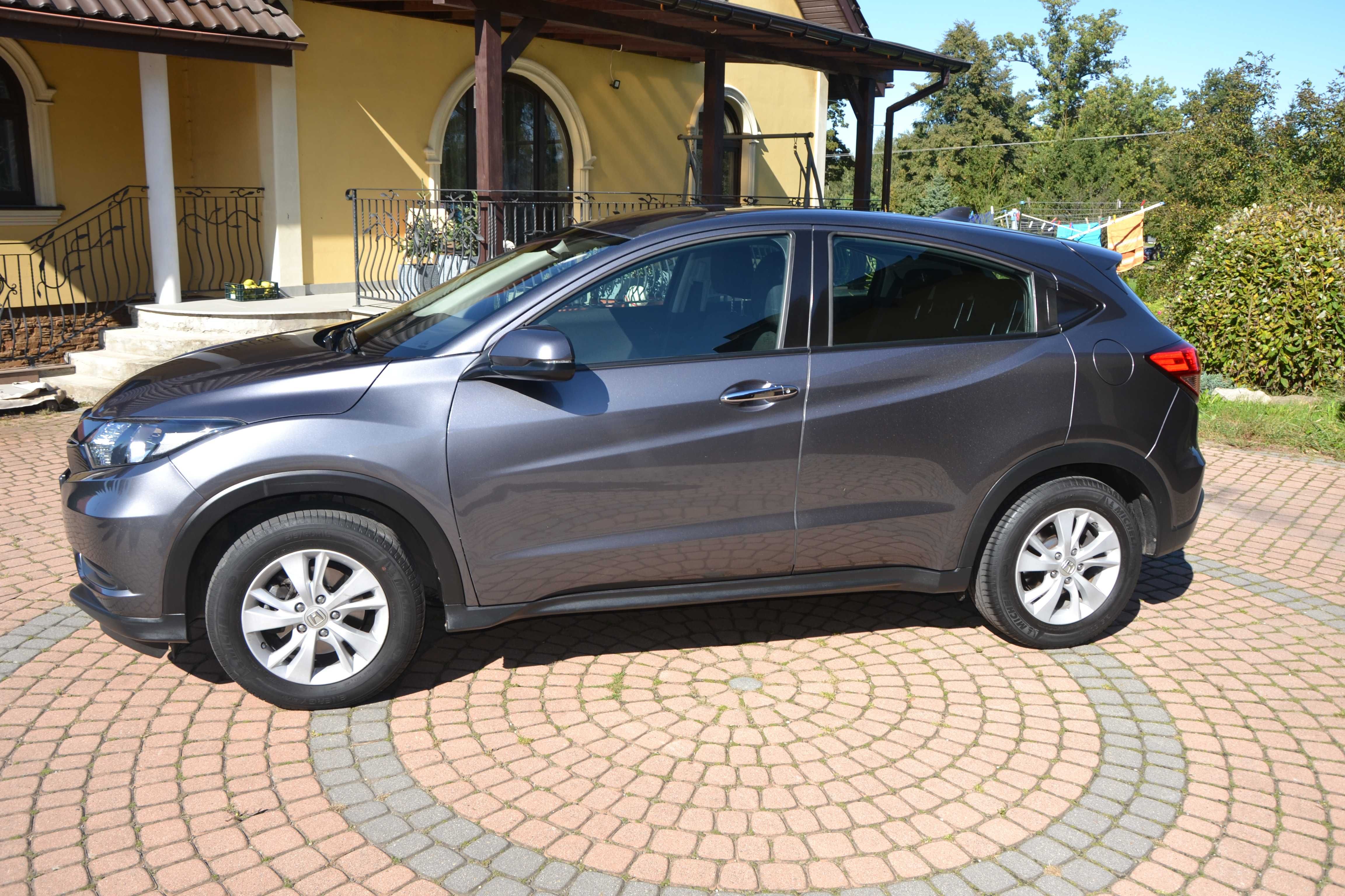 Honda HR-V 1.5 benzyna 130km manualna skrzynia 2016r 78 tys KM