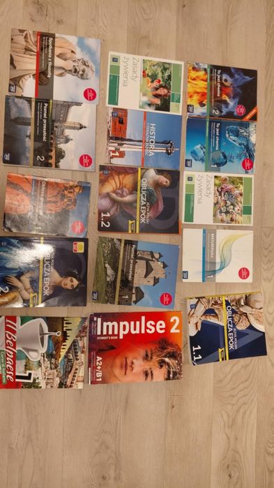 Podręczniki zestaw technikum