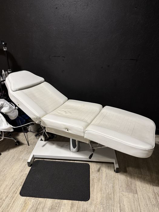 Łożko kosmetyczne fotel brwi rzęsy