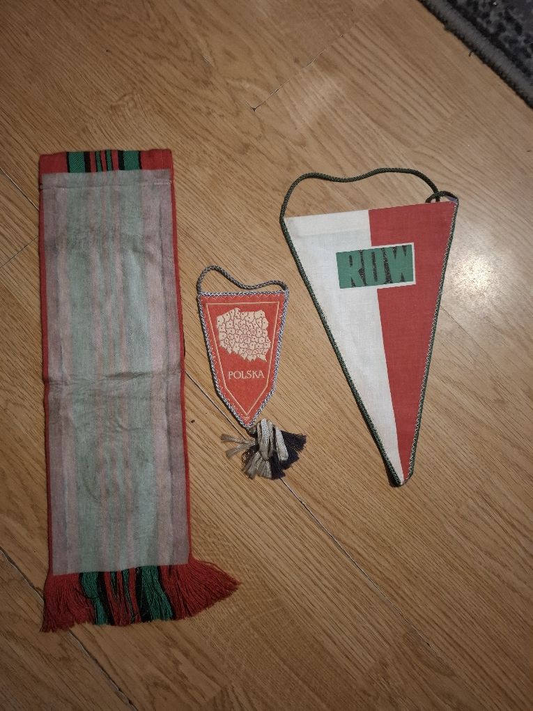 Zestaw proporczykow z PRL.KWK Jastrzębie. Kopalnia węgla