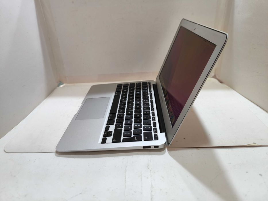Apple Macbook AIR 11” 2015 i5 ssd 128GB