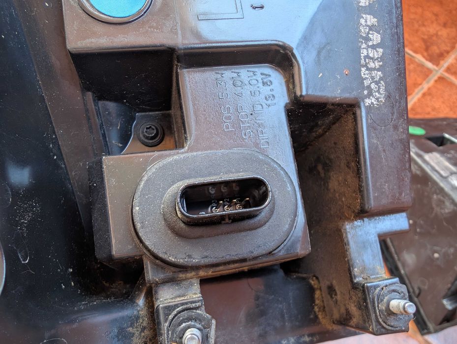 Фонари задние Tesla Model 3/Y Оригинал USA