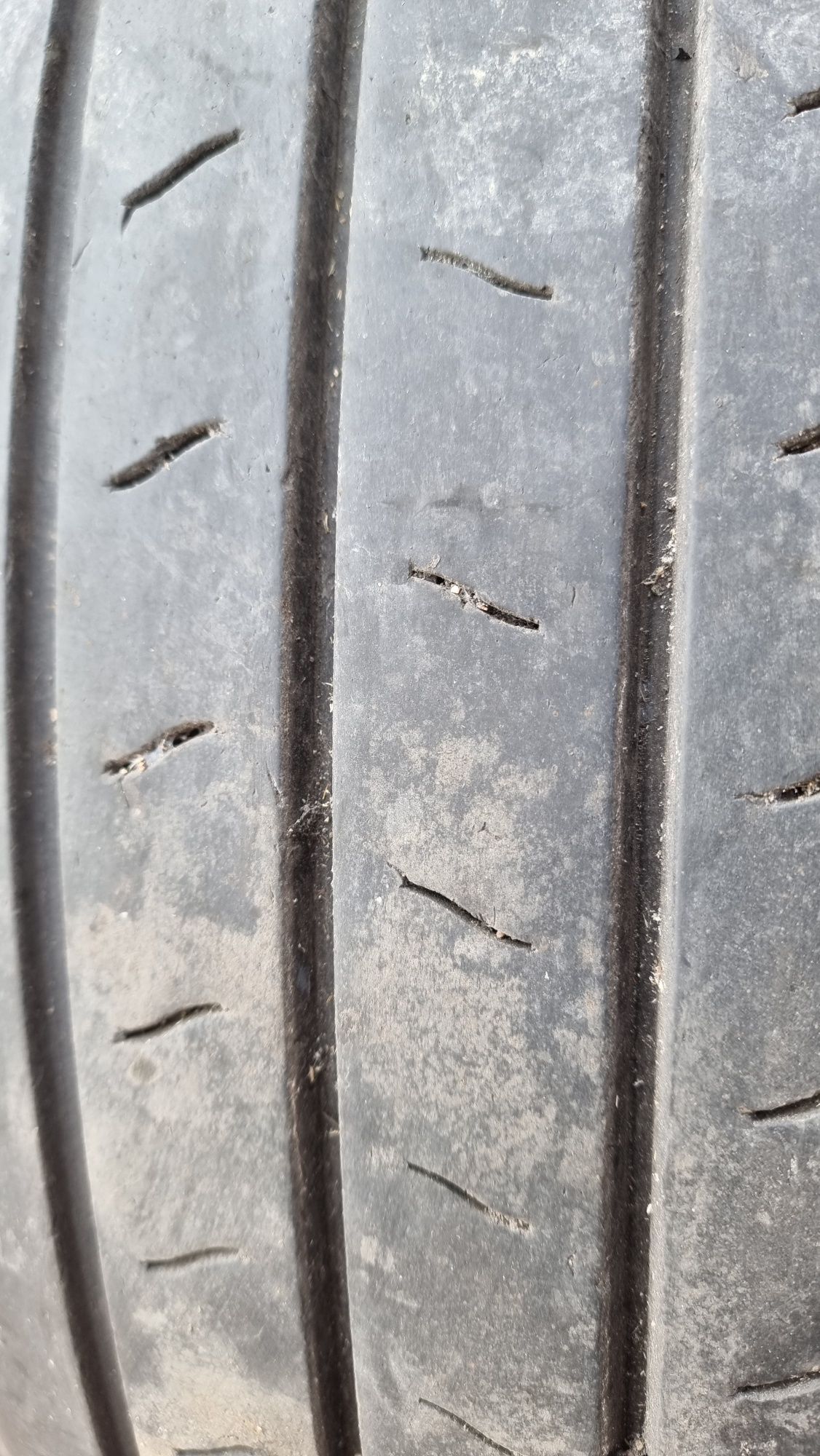 315/70R22.5 - Opona prowadząca * przód * Continental * Felga stalowa *