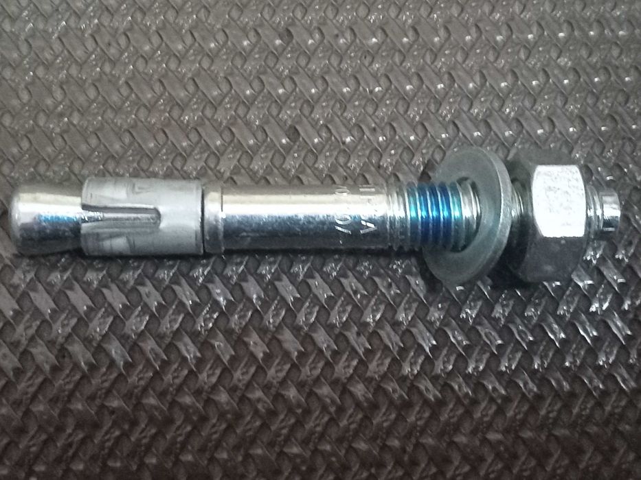 Дюбель цанга латунная 10х28/М8.Анкер клиновой 10×83.Крепление Hilti