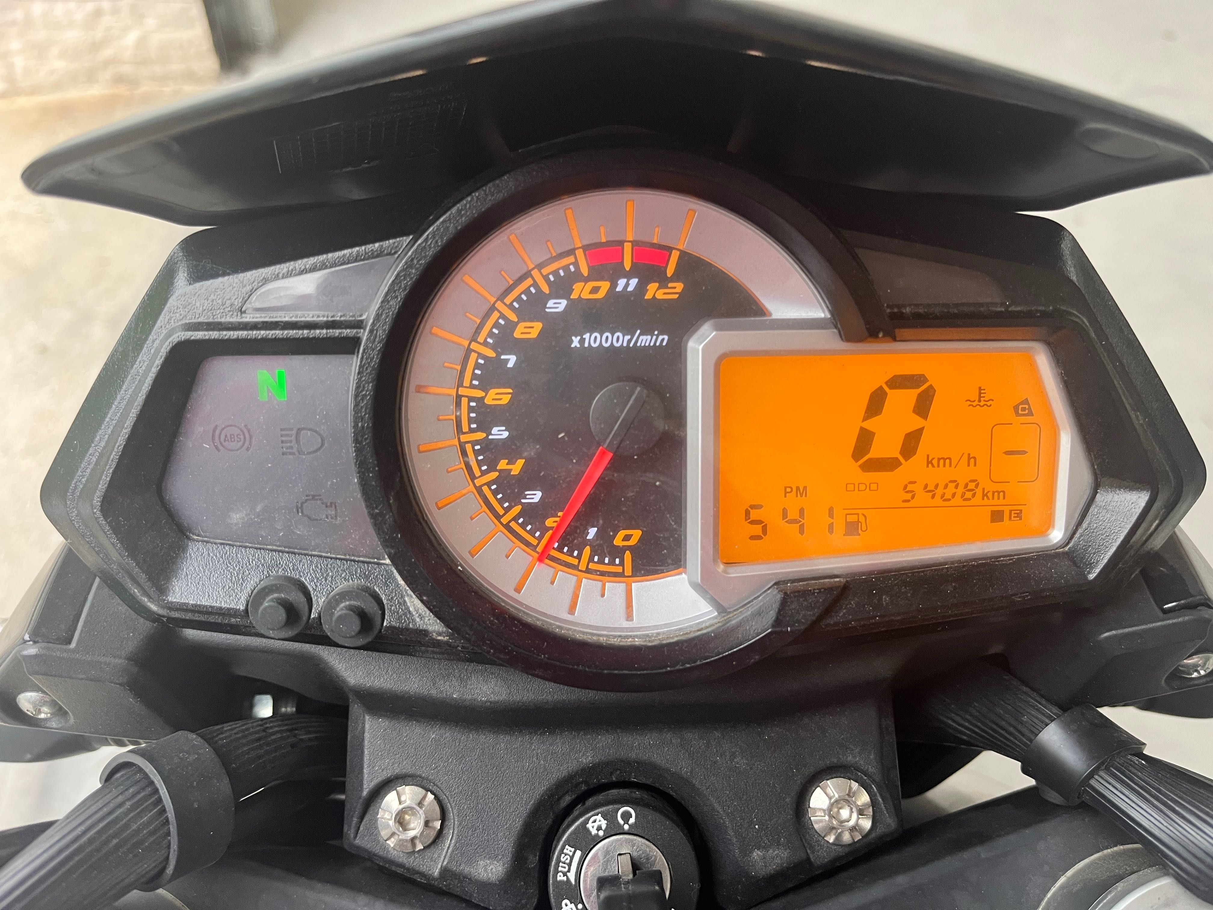 Benelli BN 251 só 5400kms