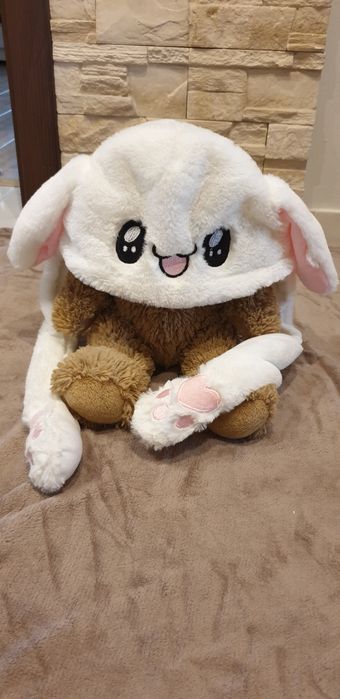 Czapka z ruszajacymi uszami króliczek anime pluszowa maskotka na głowę