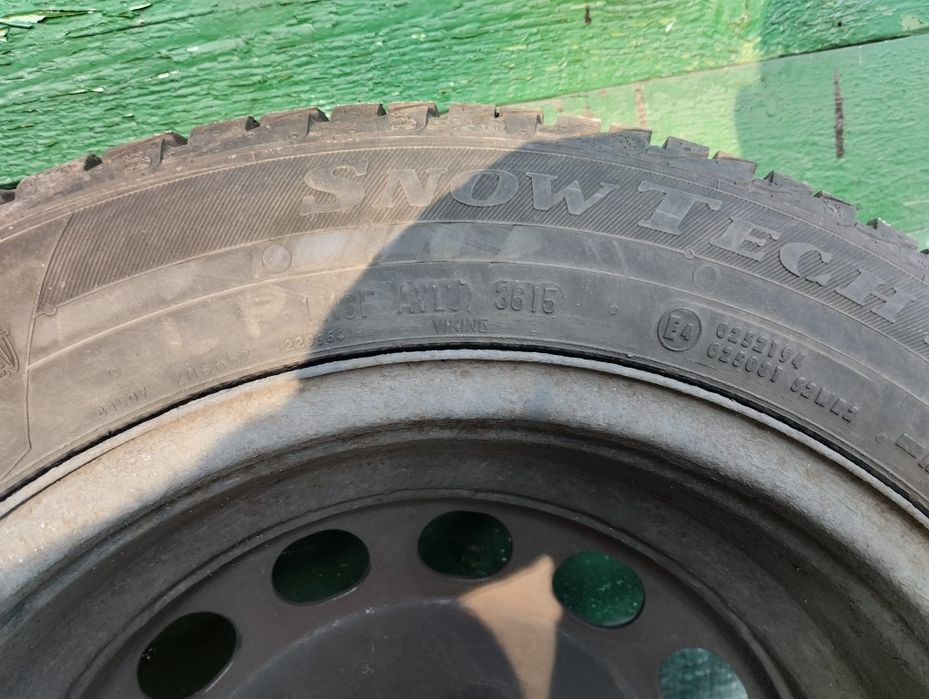 Komplet opon zimowych z felgami 205/55/R 16 Octavia 3