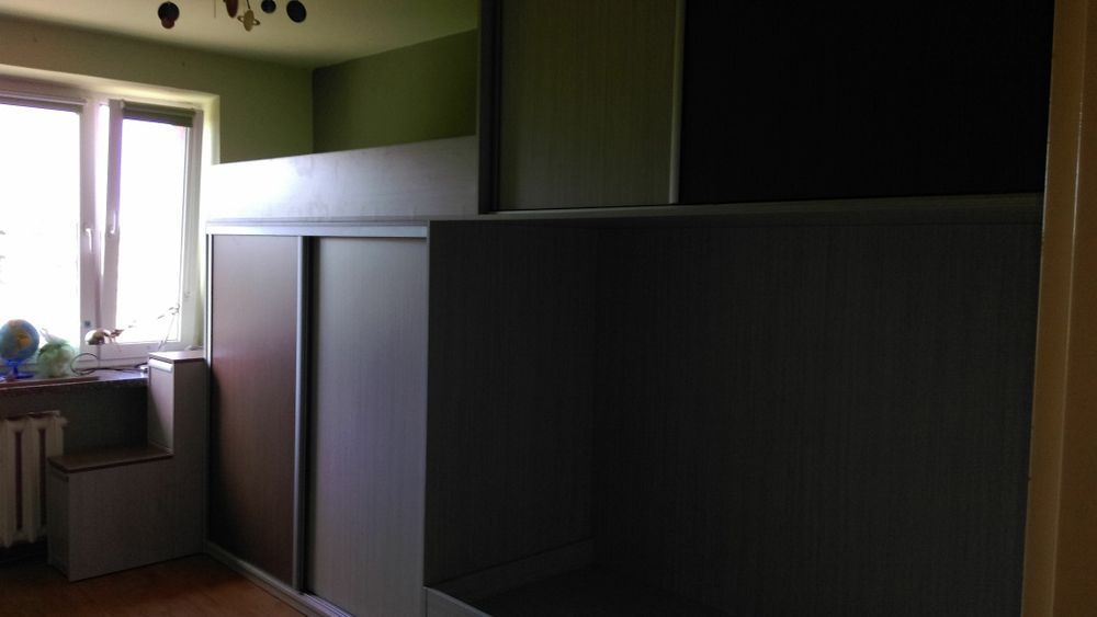 Łóżko piętrowe,szafa przesuwna