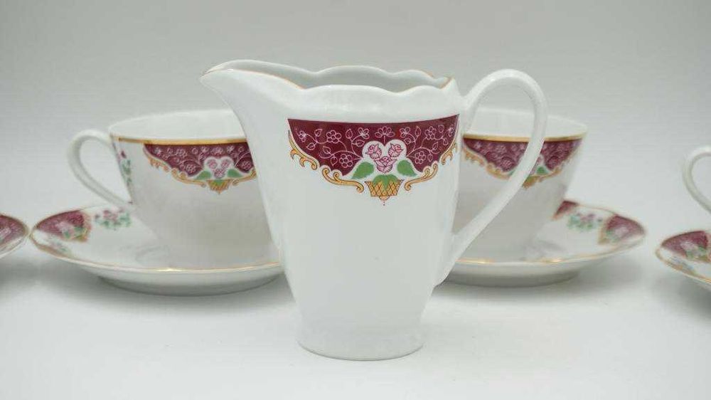 Ćmielów filiżanki na spodeczkach +mlecznik