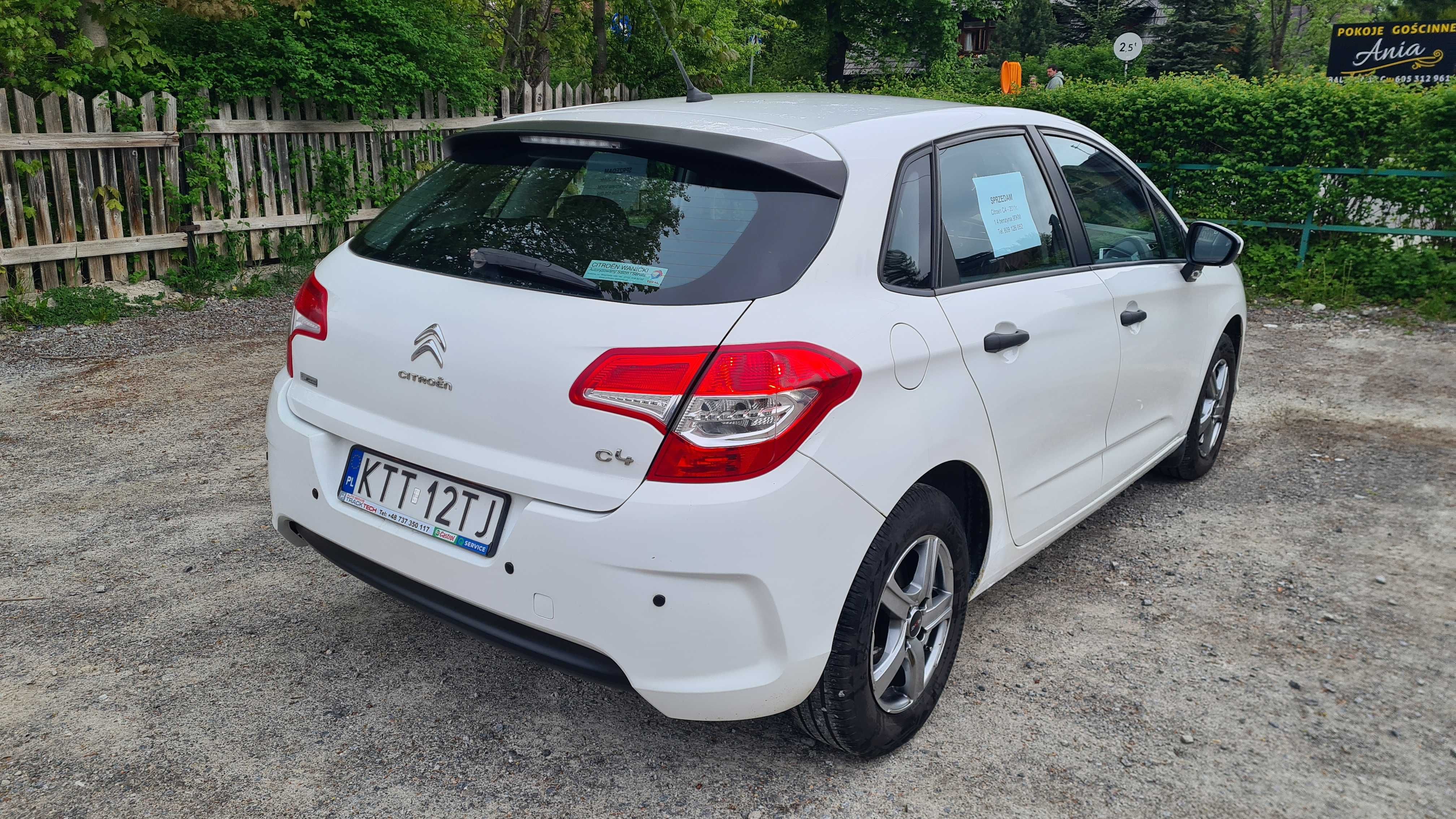 Citroen C4 z polskiego salonu.