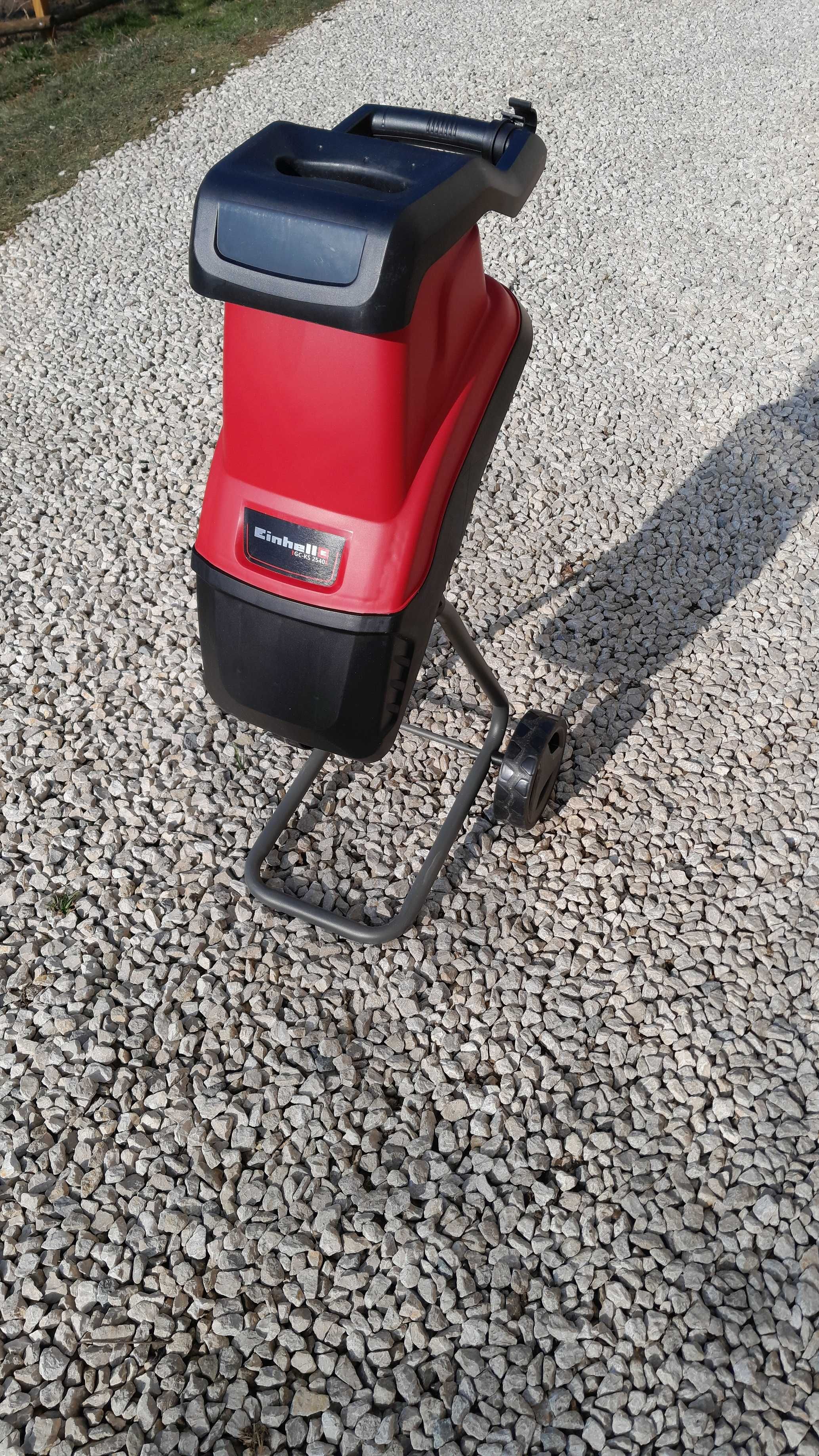 Elektryczny rozdrabniacz do gałęzi Einhell GC-KS 2540