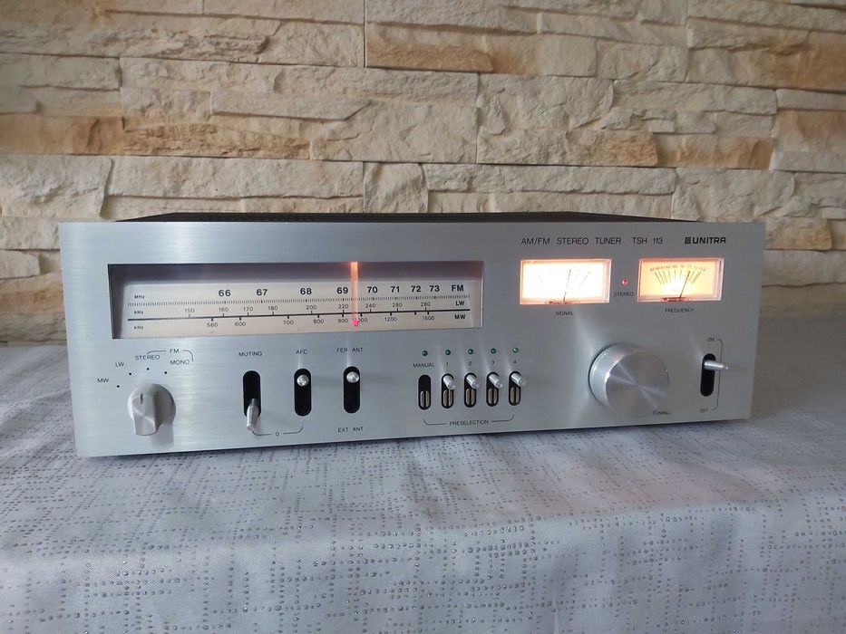 UNITRA DIORA  Tuner  TSH 113 stan kolekcjonerski po pełnym serwisie.