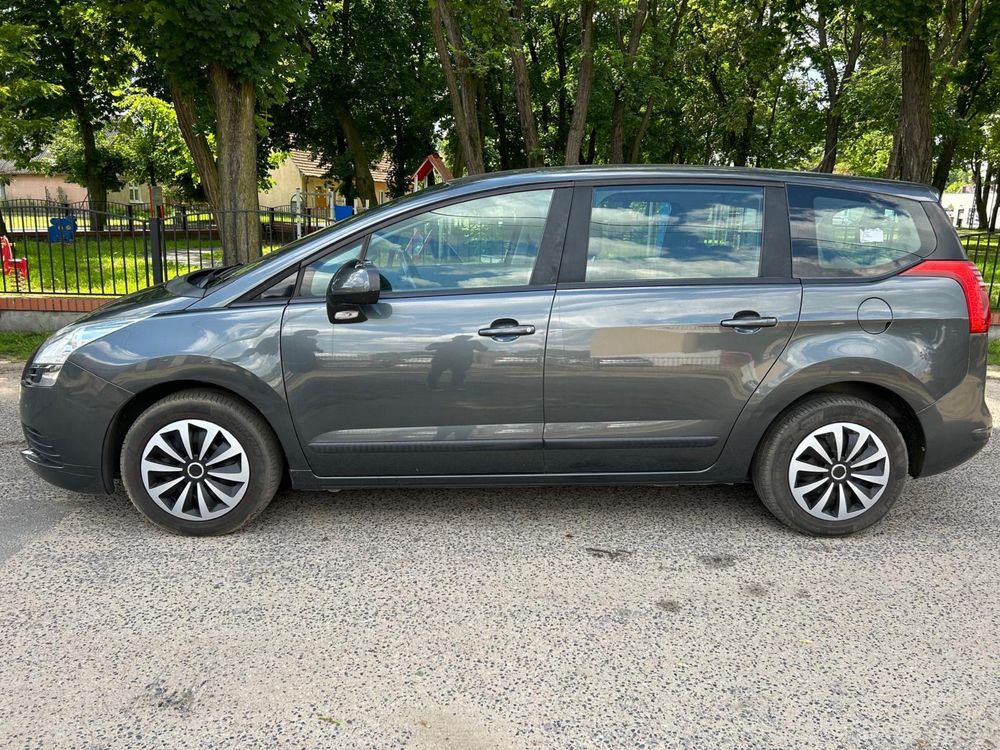 Peugeot 5008. 7 osób   1.6 Hdi  110 km