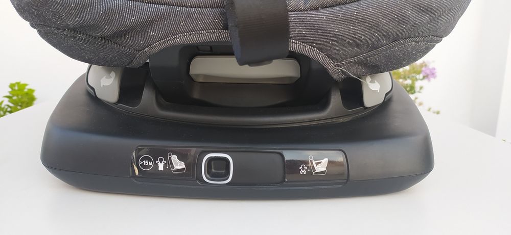 Cadeira auto Bebé-confort Axissfix 360 COMO NOVA