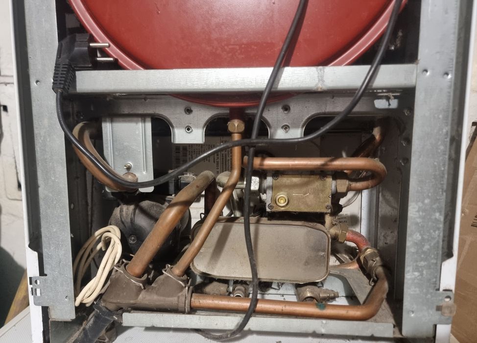Piec gazowy kocioł  dwufunkcyjny Vaillant  DGN 6