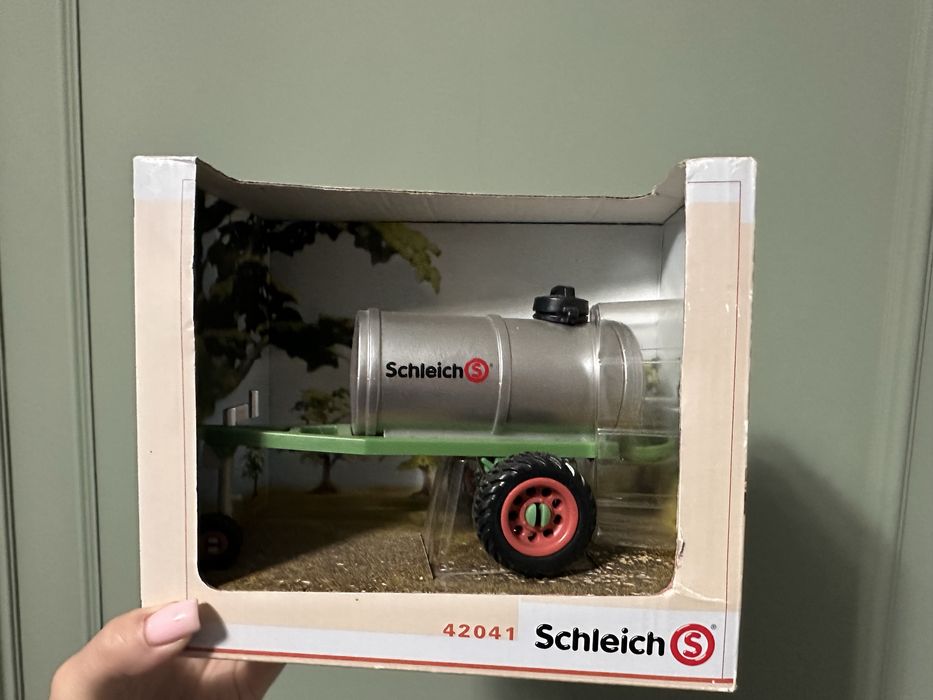 42041 Schleich цисцерна з водою