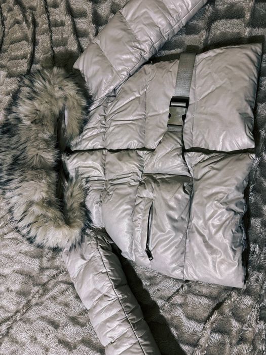 Продам курточку с натуральным мехом