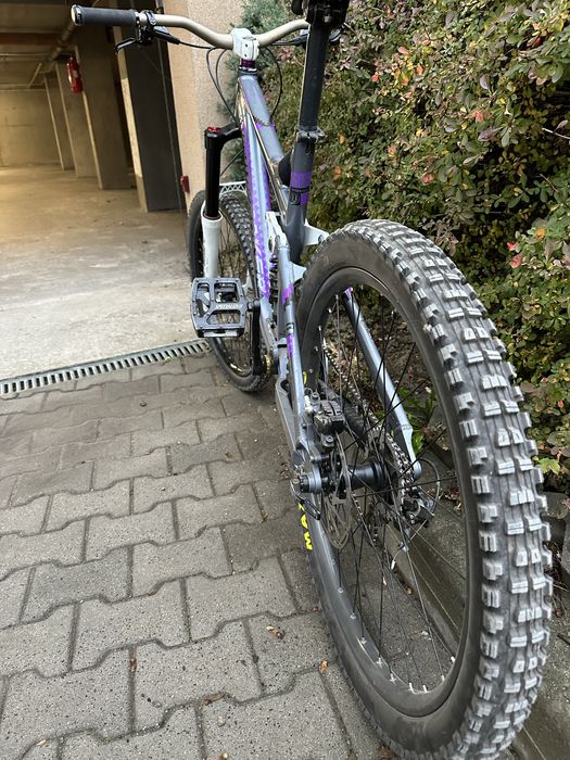 Mondraker freeride bomber e13, race face, fox