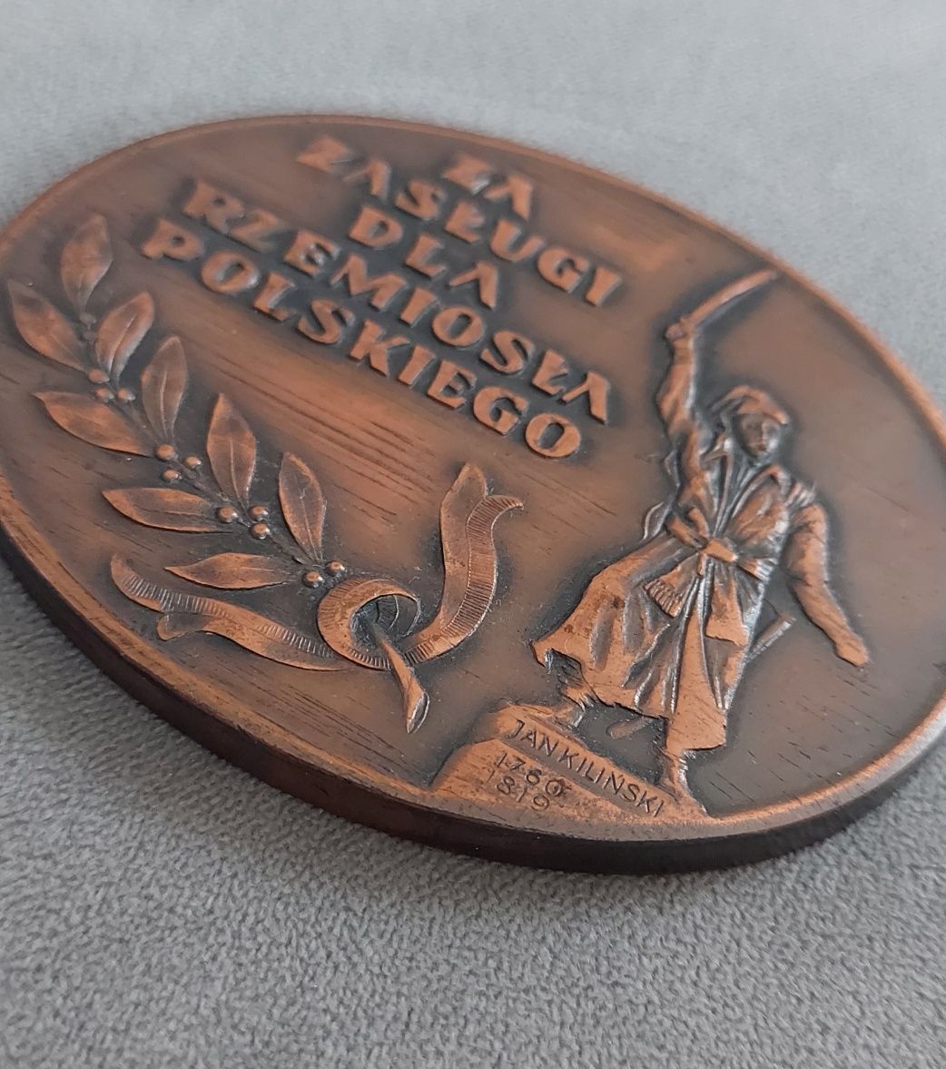 Medal Za Zasługi dla Rzemiosła Polskiego