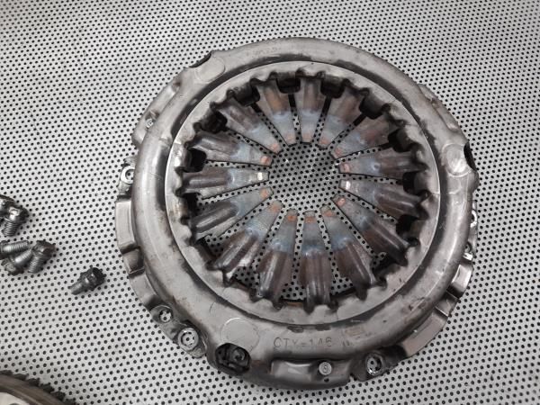 Kit embraiagem TOYOTA Yaris (_P9_)